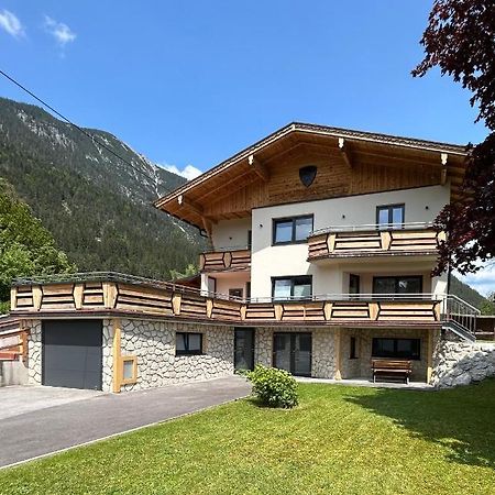 Ferienwohnungen Lodge-B Weissenbach am Lech Exterior photo