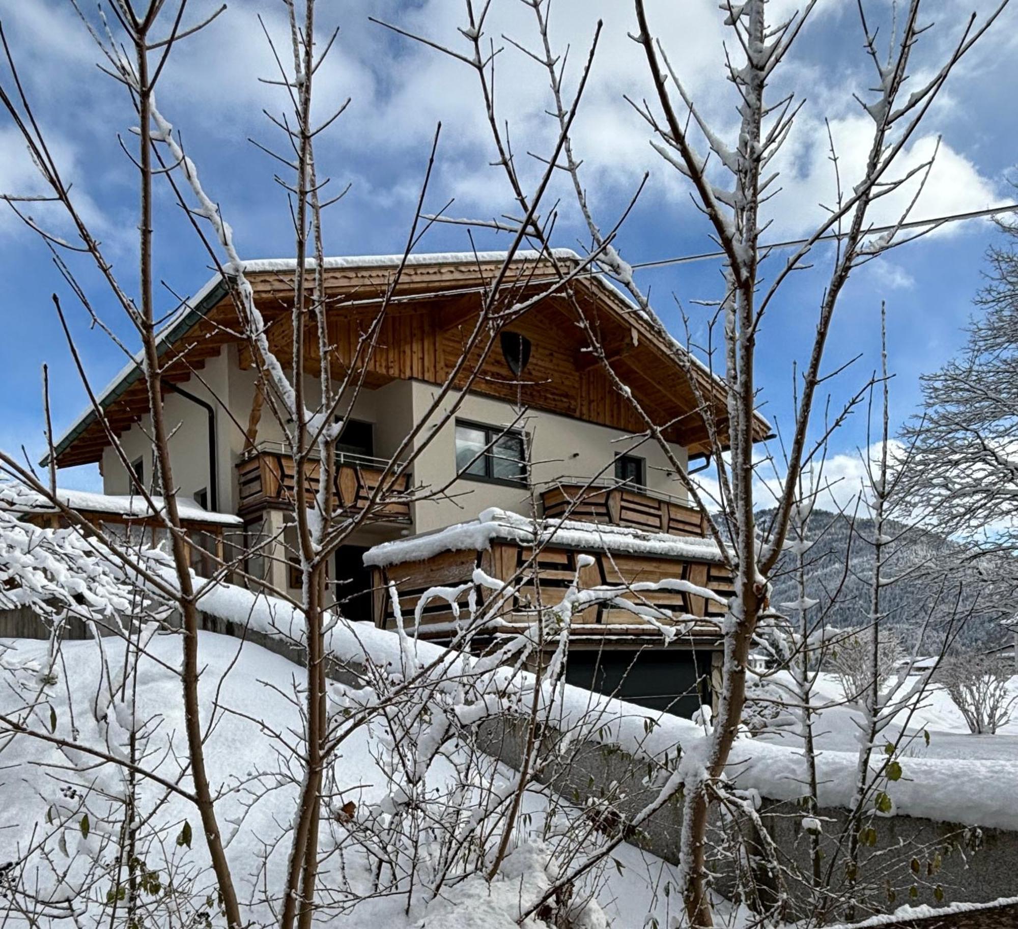 Ferienwohnungen Lodge-B Weissenbach am Lech Exterior photo